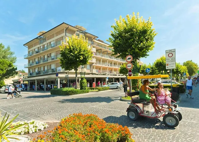 Appartamento In 25540 *